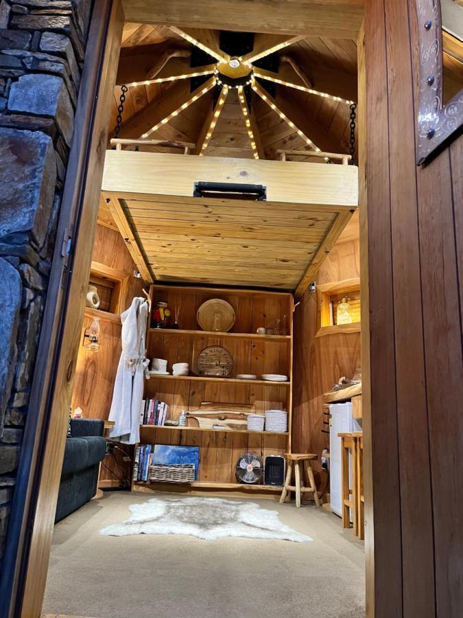 Tree House Lodge Bed & Breakfast Cheviot Exteriör bild