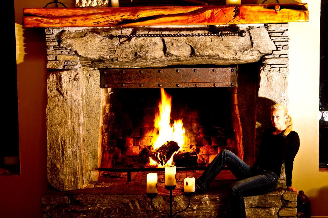 Tree House Lodge Bed & Breakfast Cheviot Exteriör bild