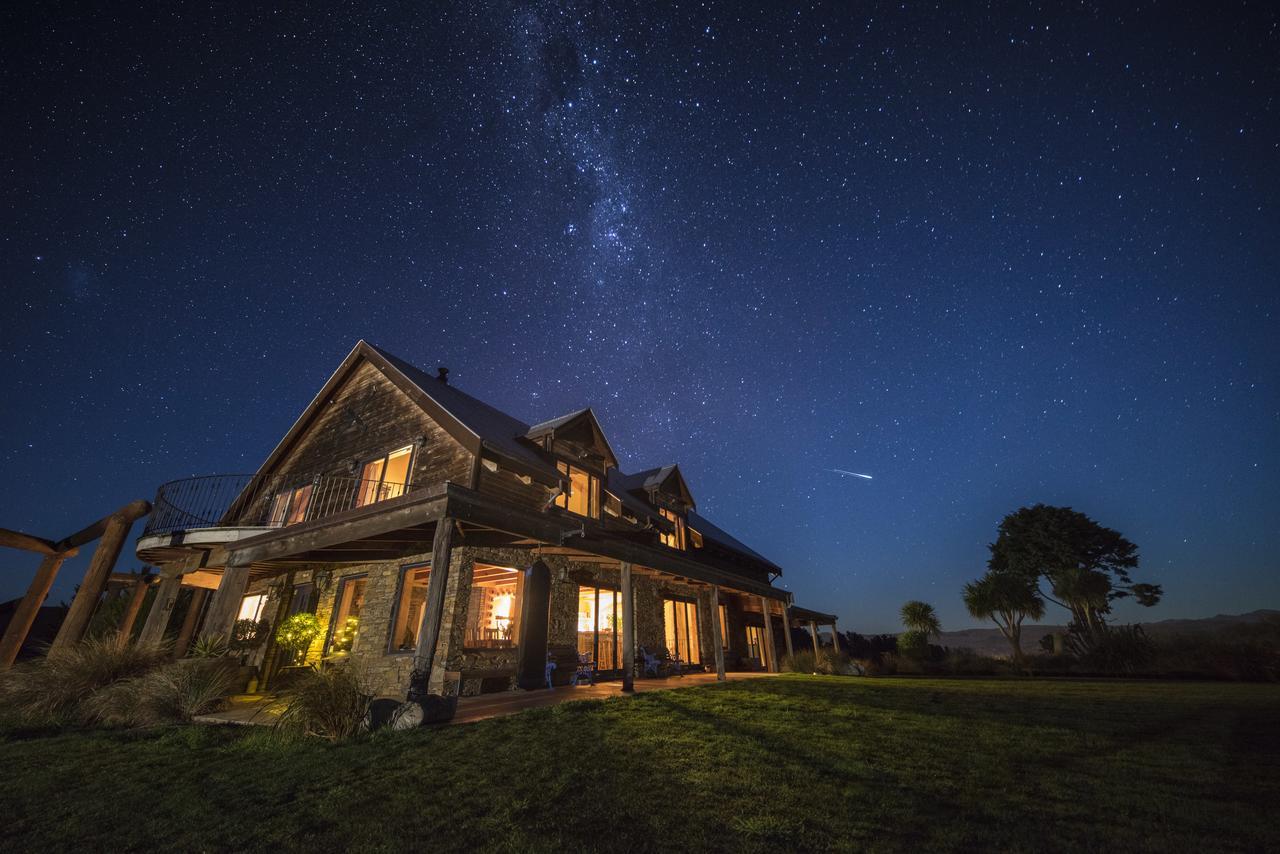 Tree House Lodge Bed & Breakfast Cheviot Exteriör bild