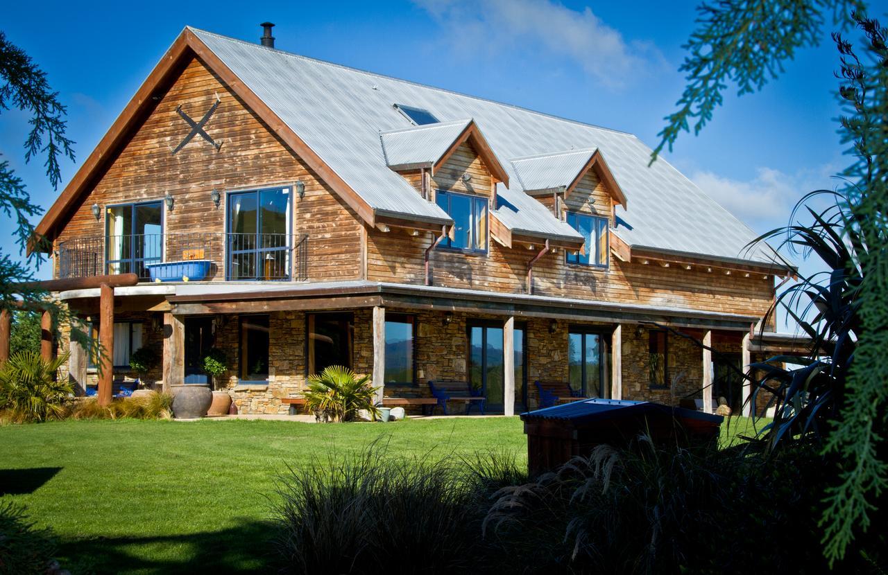 Tree House Lodge Bed & Breakfast Cheviot Exteriör bild